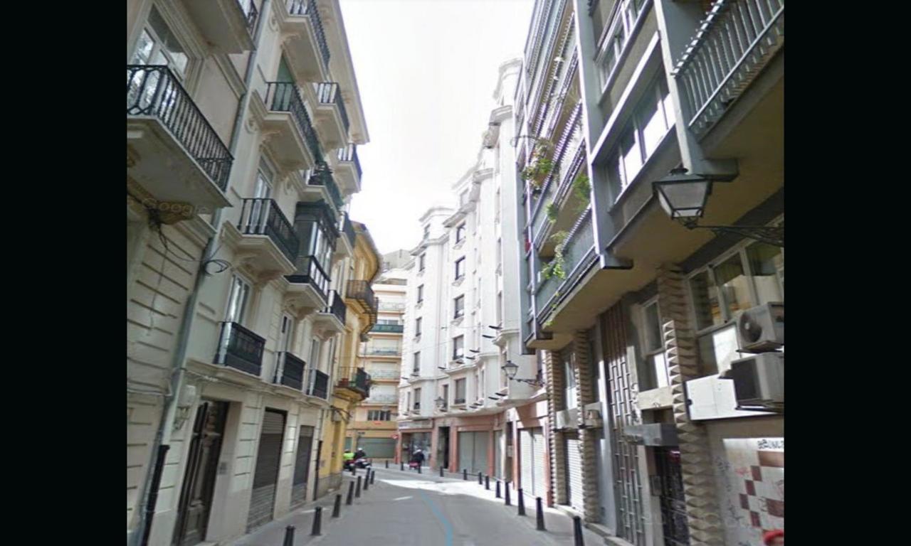 Vivienda Amplia Mercado Central - Pie De La Cruz Apartment Valencia Exterior photo